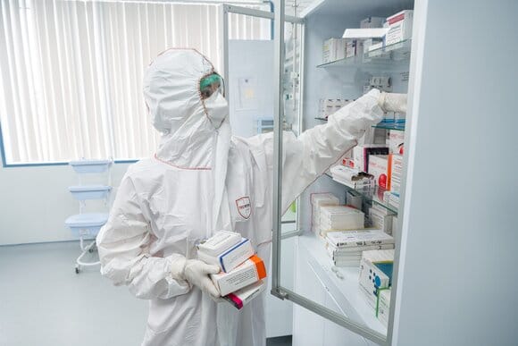 Вирус жадности. «Главное российское лекарство» от COVID-19 оказалось пустышкой, закупленной в Китае и крайне токсичной