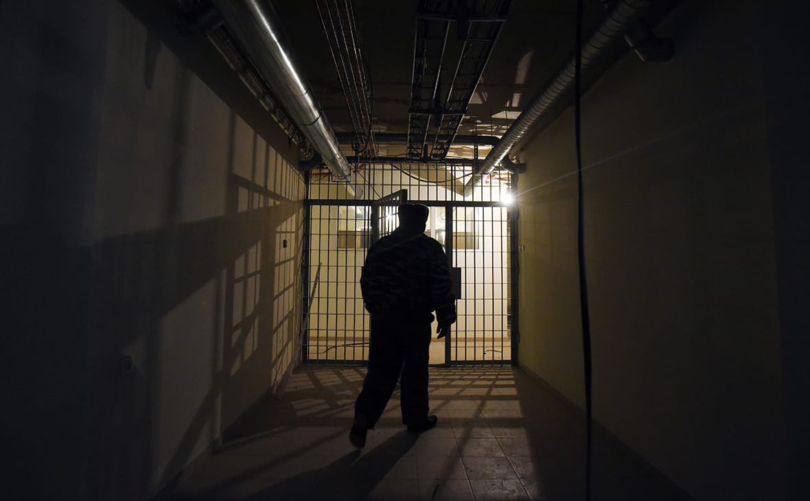 Минобороны начало вербовать заключенных в тех же колониях, где вербует Пригожин — «Важные истории»